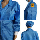 Για άνδρες και για γυναίκες μπλε Smocks παλτών εργαστηρίων πλέγματος ESD 2.5mm Dustproof με το ίδιο χρώμα ΚΑΠ